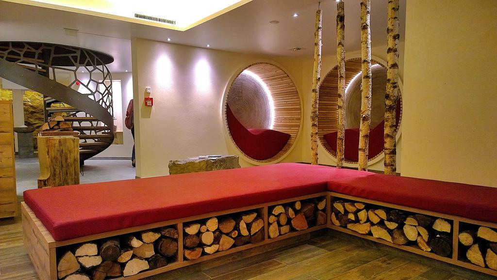 Logis Gourmet & Relax Hotel De La Sure เอส-ซัวร์-ซูร์ ภายนอก รูปภาพ
